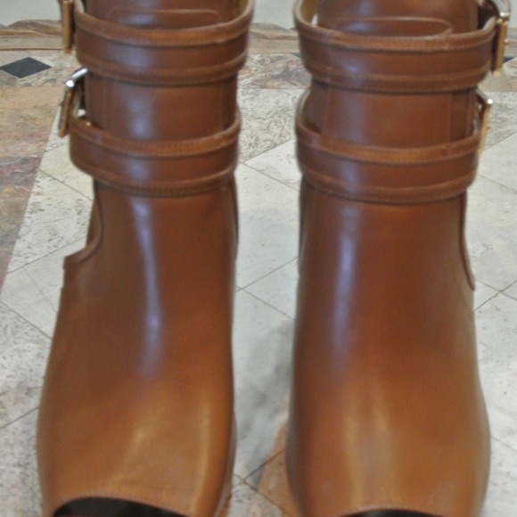 Michael KORS STRAPPY OPEN TOE HEELS IN TAN, 10 - Picture 3 of 10